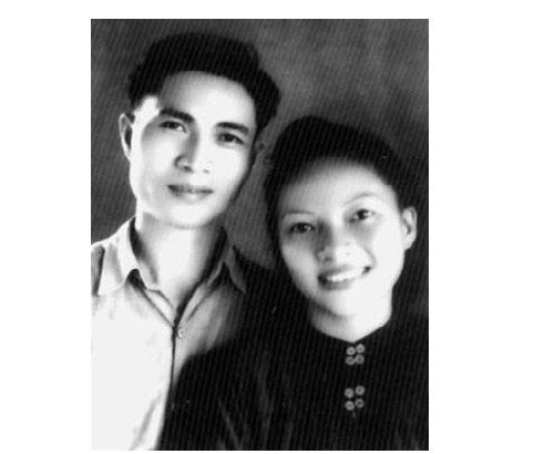 Thời thiếu nữ sôi nổi theo cách mạng